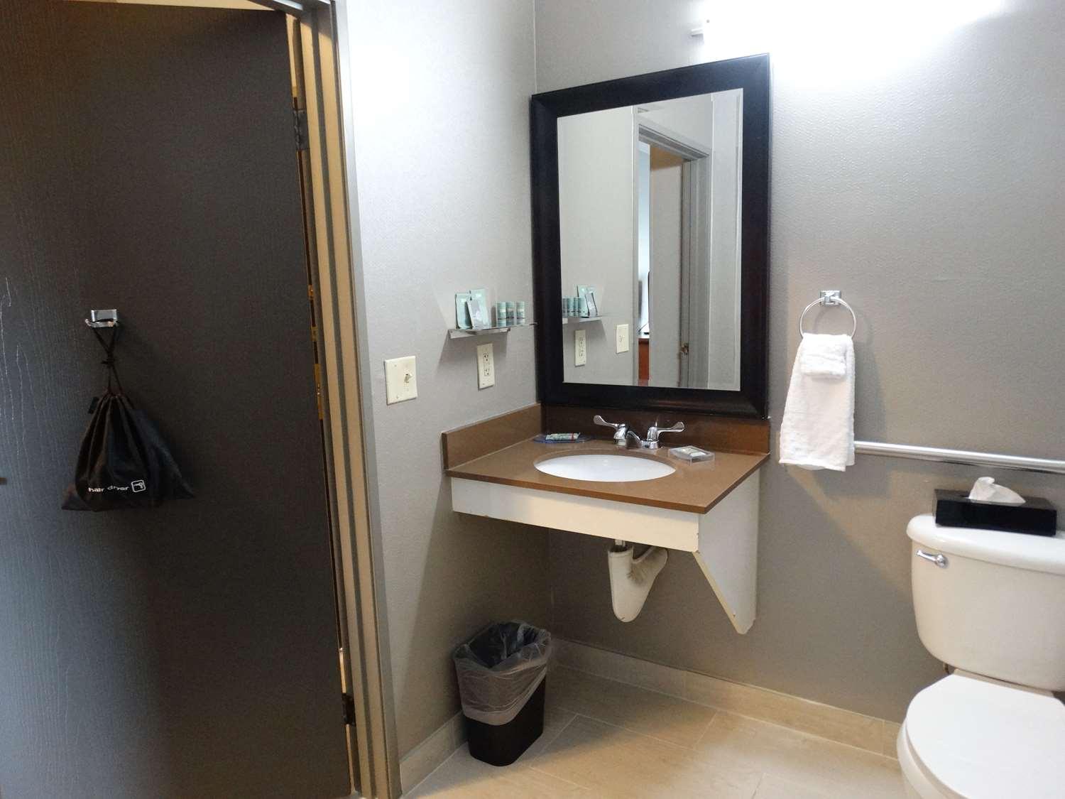 Best Western Wichita Northeast Zewnętrze zdjęcie