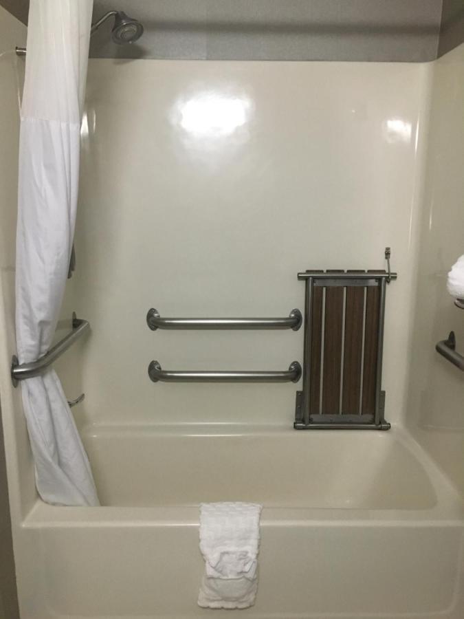 Best Western Wichita Northeast Zewnętrze zdjęcie